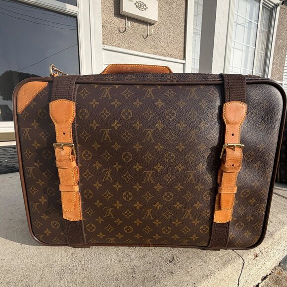 Louis Vuitton Monogram Sac Souple 54 Travel Garment Bag - Picture 7 of 14